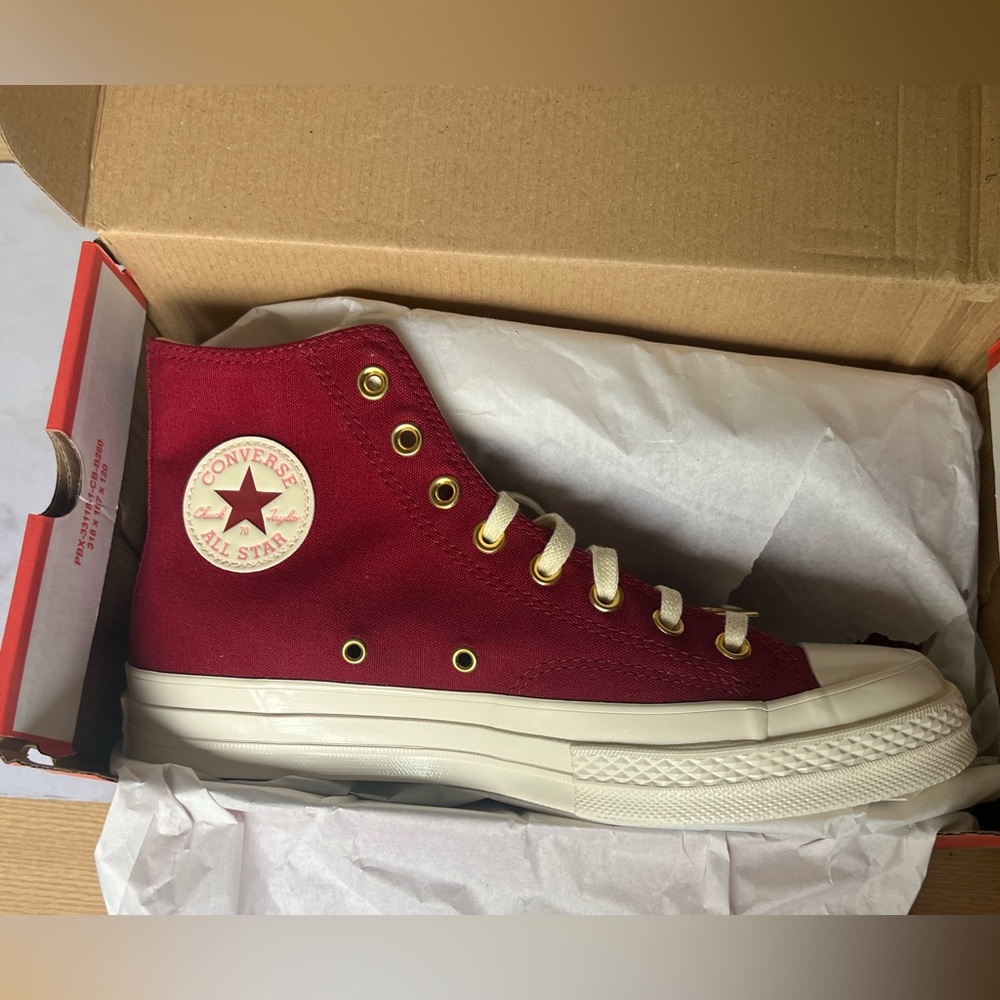 CONVERSE CHUCK 70 HEARTS